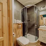 4m Apartament *